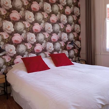 Au Pied Du Beffroi Apartamento Arras Exterior foto