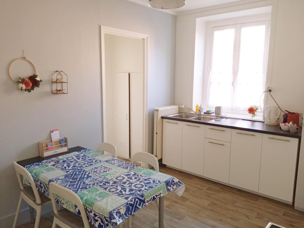 Au Pied Du Beffroi Apartamento Arras Exterior foto